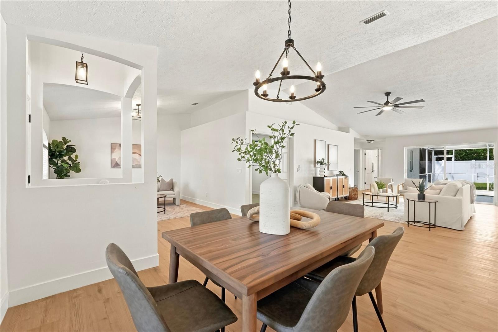 4410 KENDAL CT — photo 11