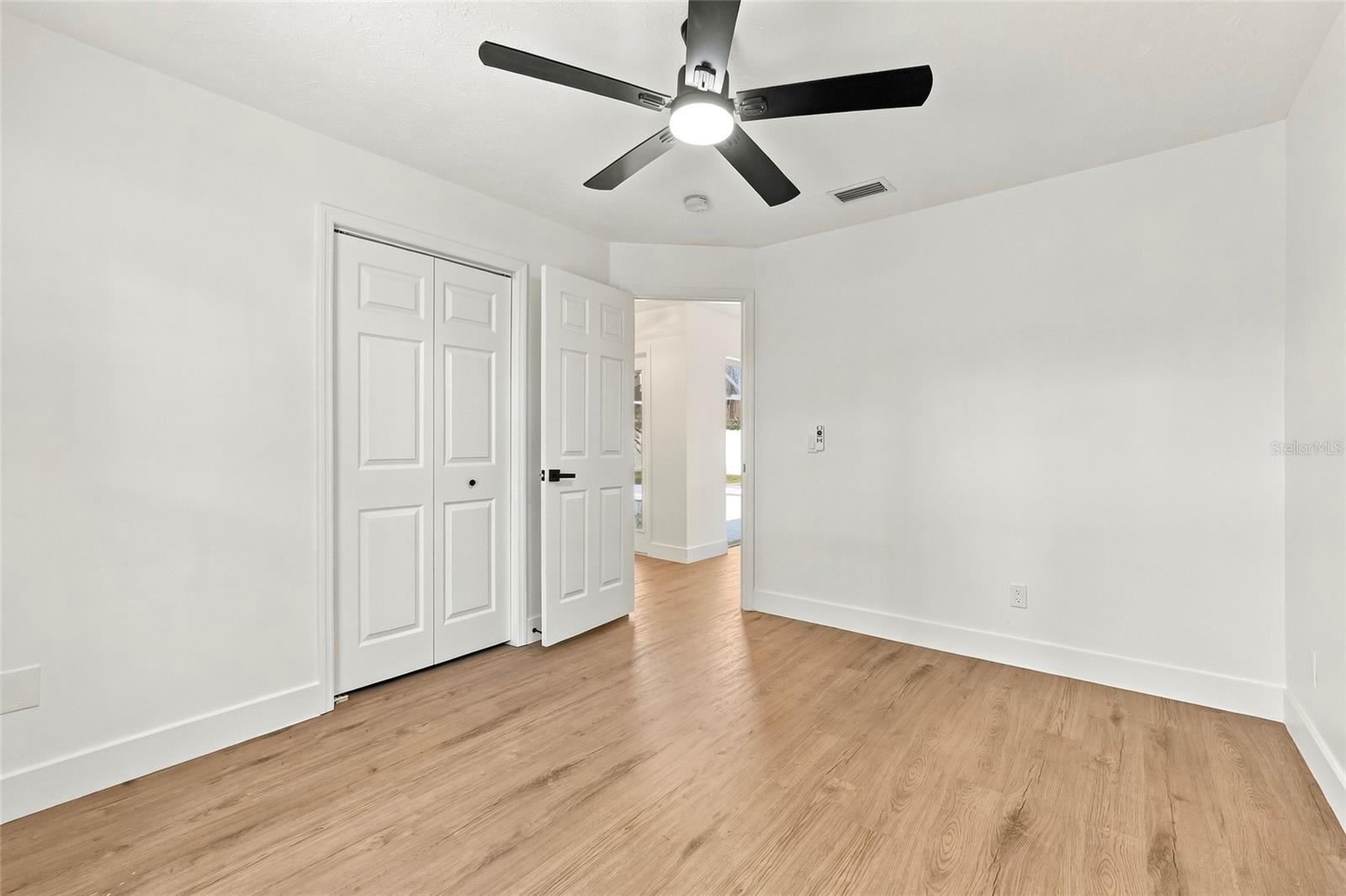 4410 KENDAL CT — photo 23