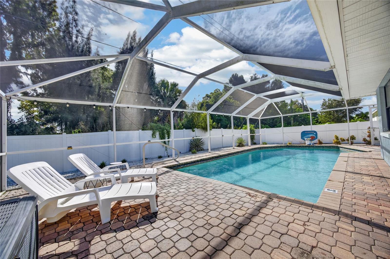 3135 NOCTURNE RD — photo 23