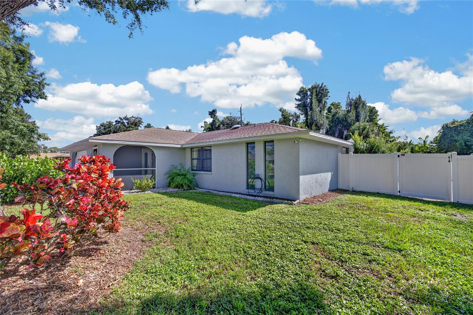 3135 NOCTURNE RD — photo 38