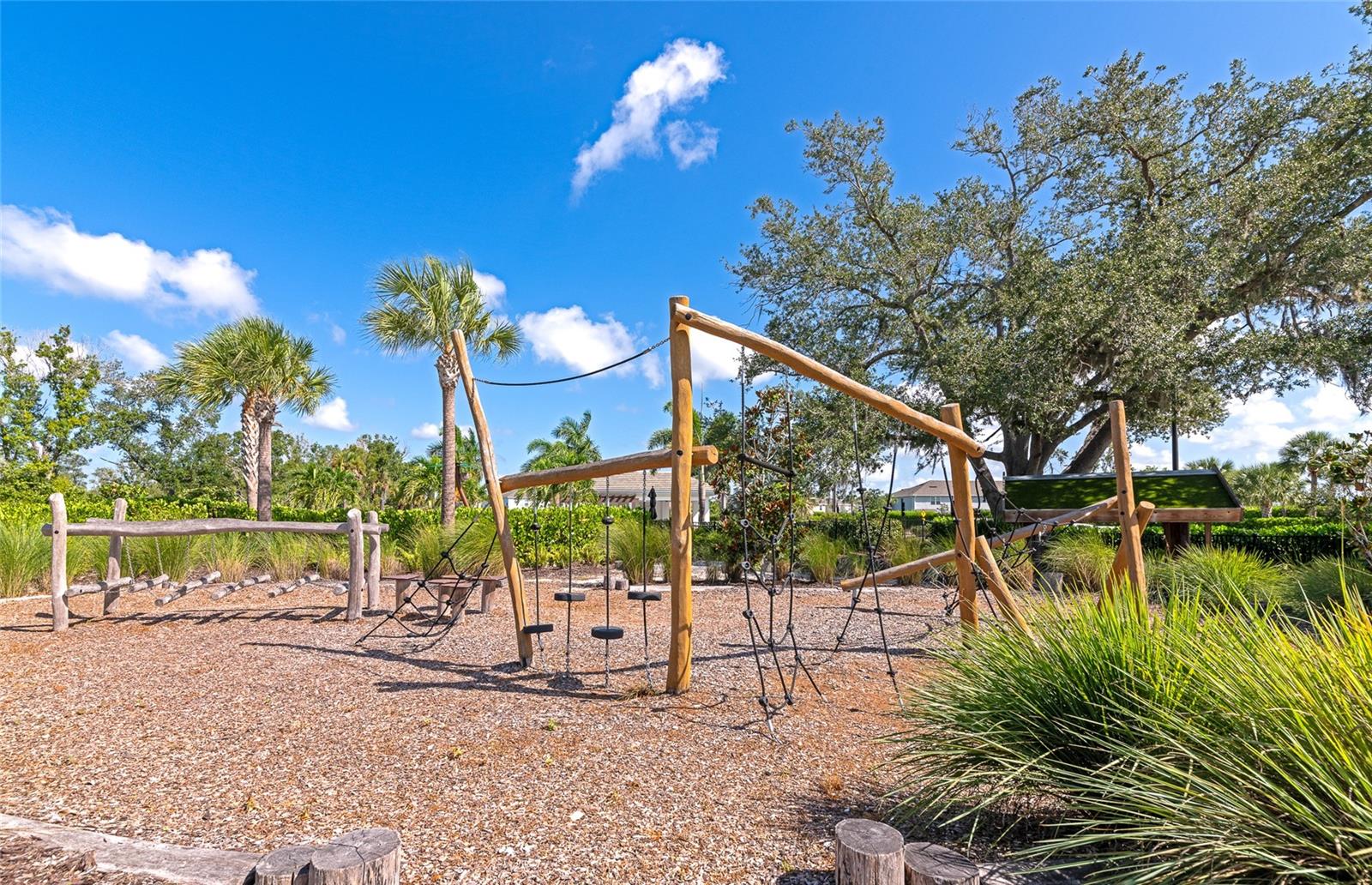 15317 ISLA PALMA LN — photo 45