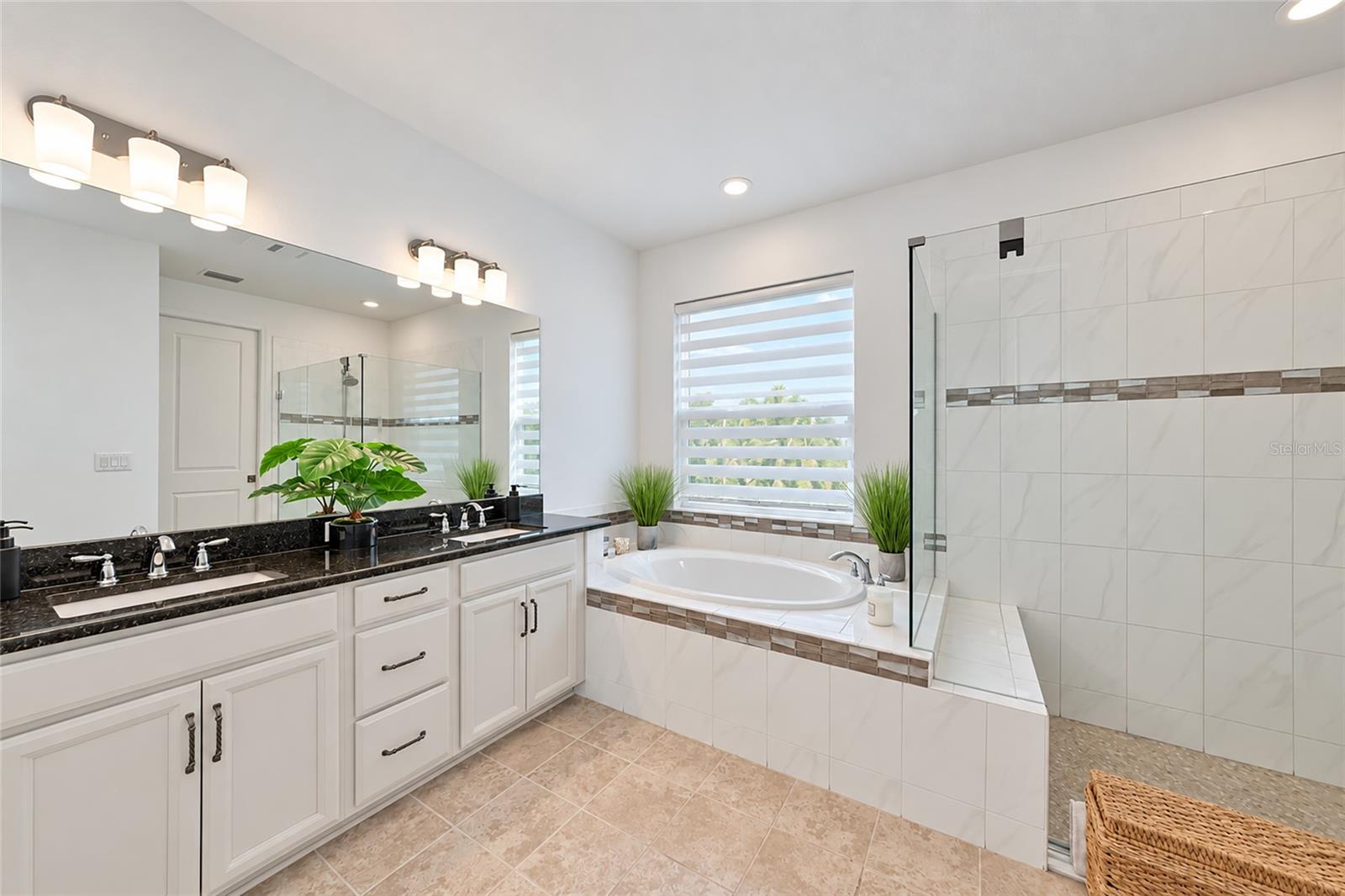 15317 ISLA PALMA LN — photo 22