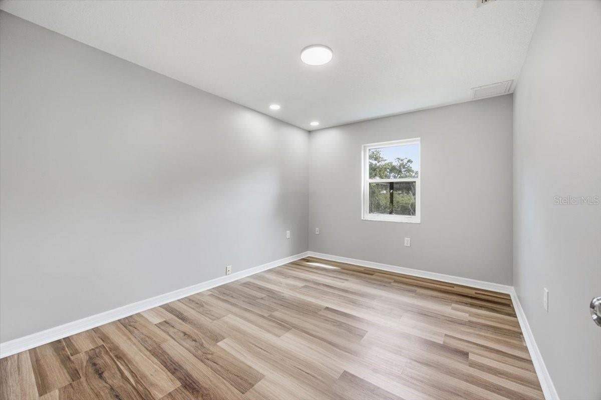 3717 FUTCH LOOP — photo 16