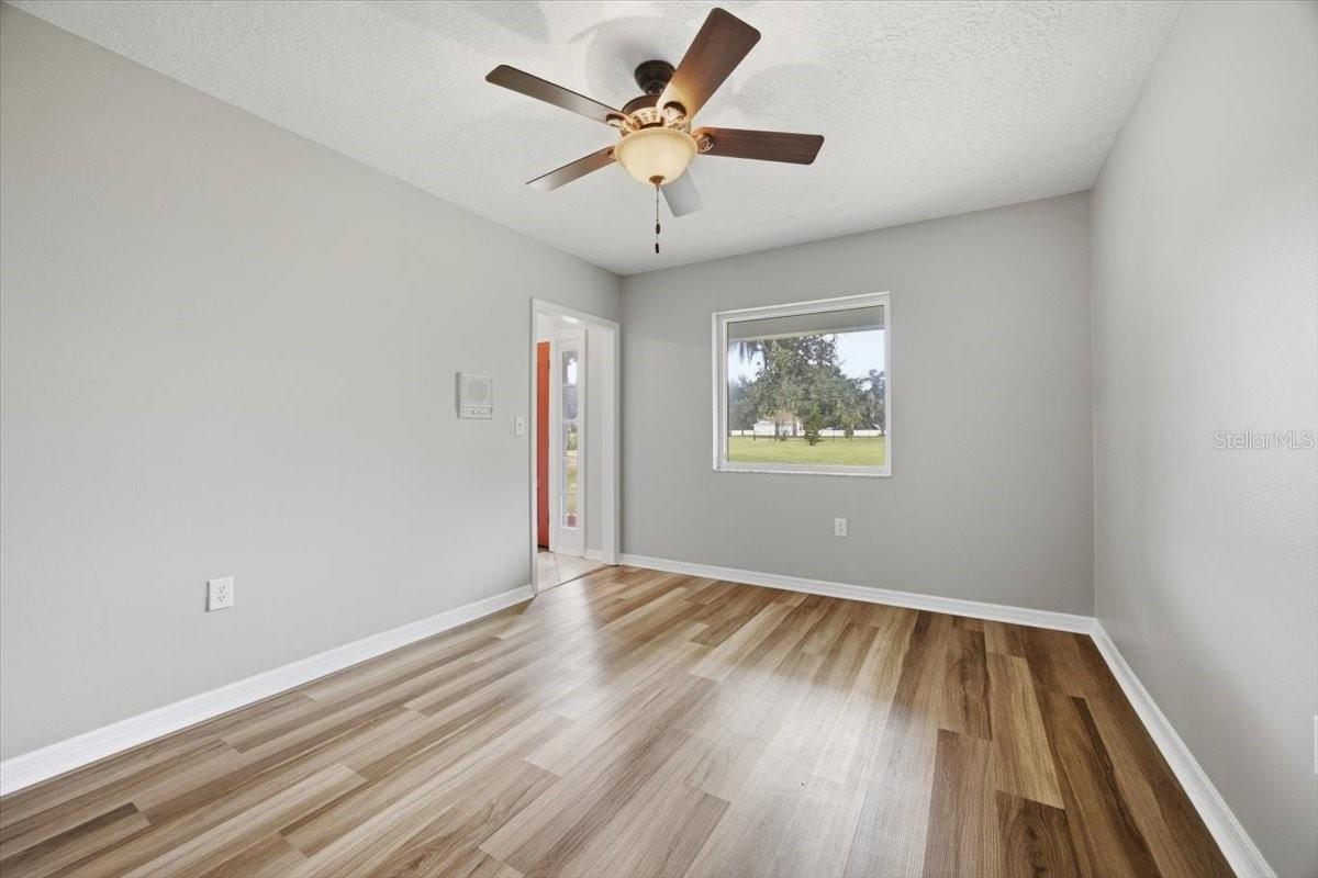 3717 FUTCH LOOP — photo 13