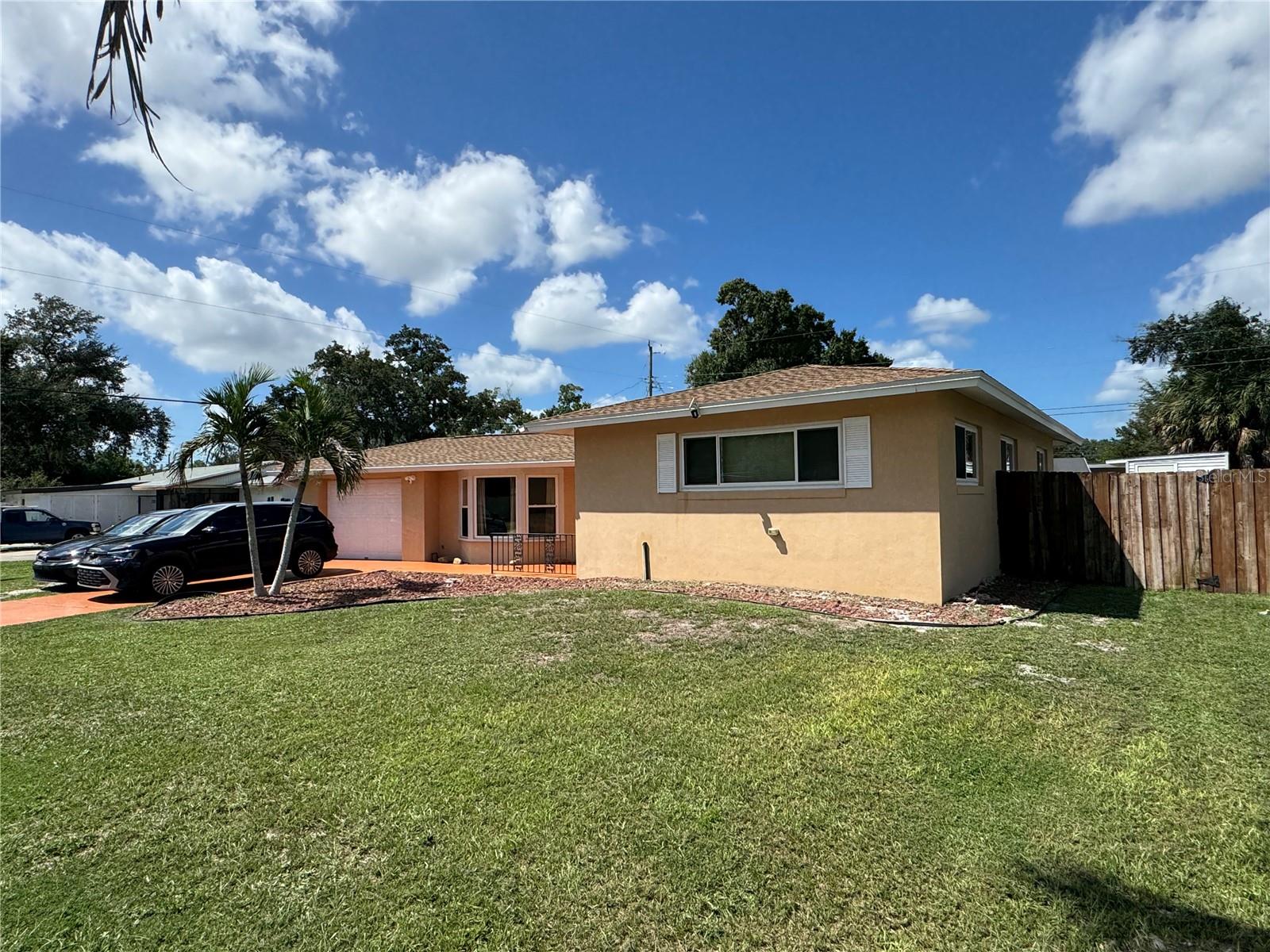 2715 HEATHER PL — photo 2