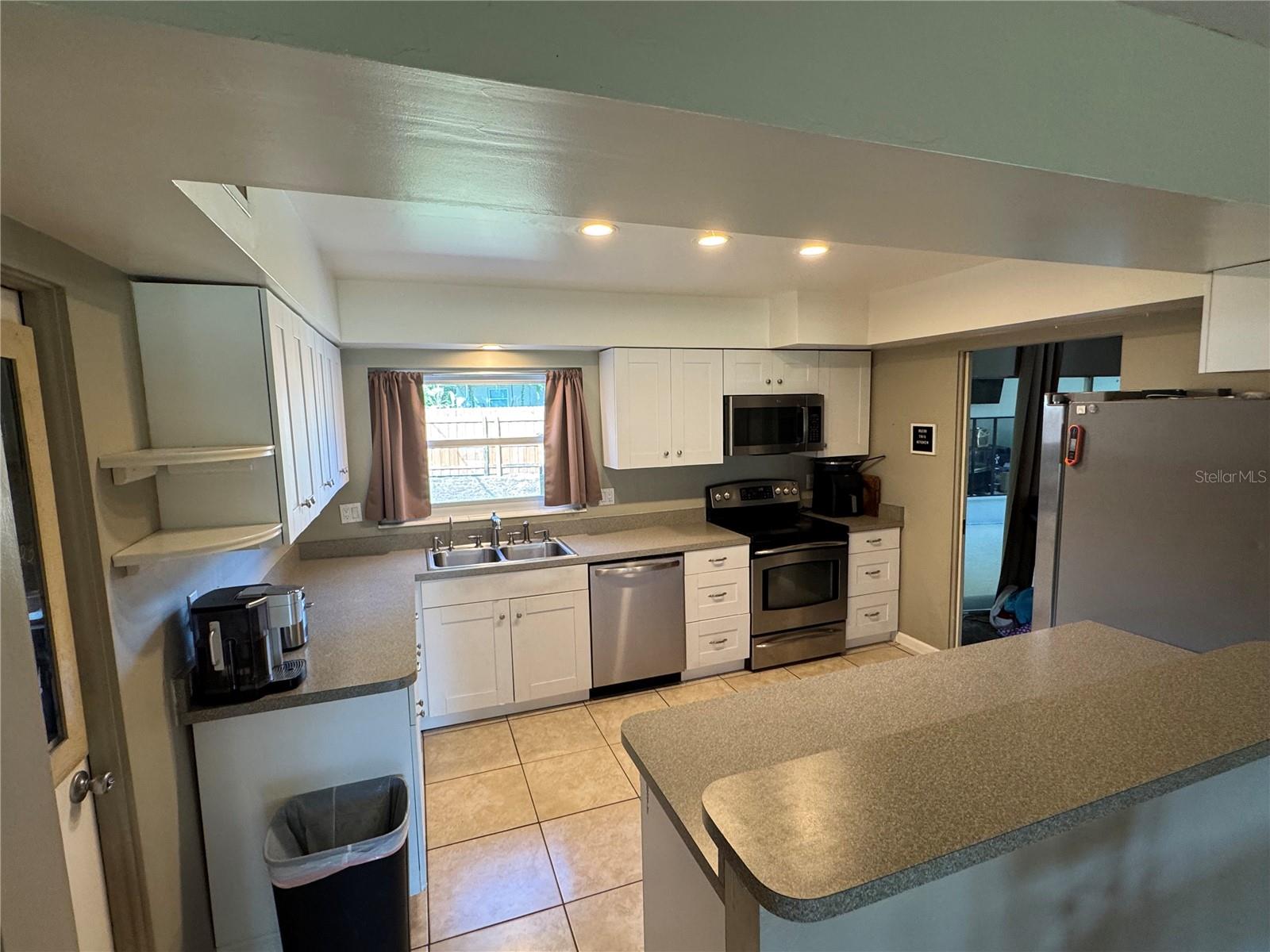 2715 HEATHER PL — photo 5