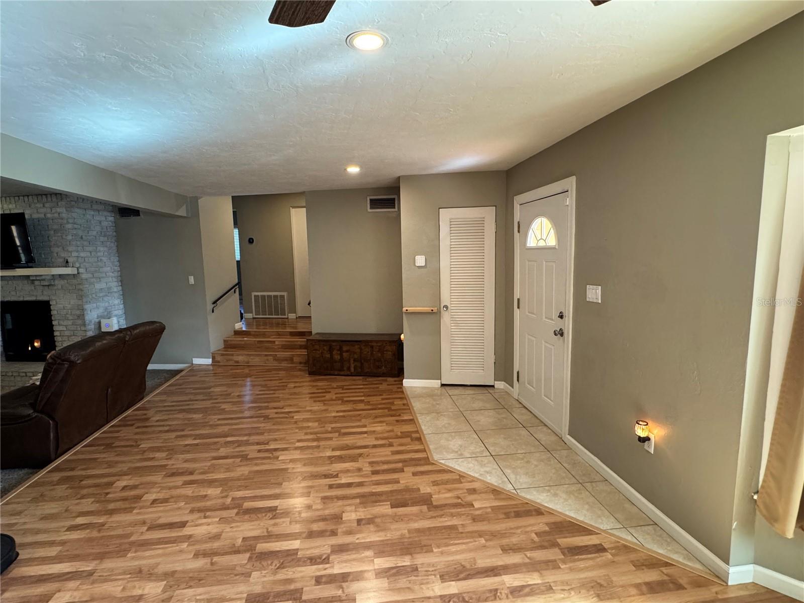 2715 HEATHER PL — photo 4