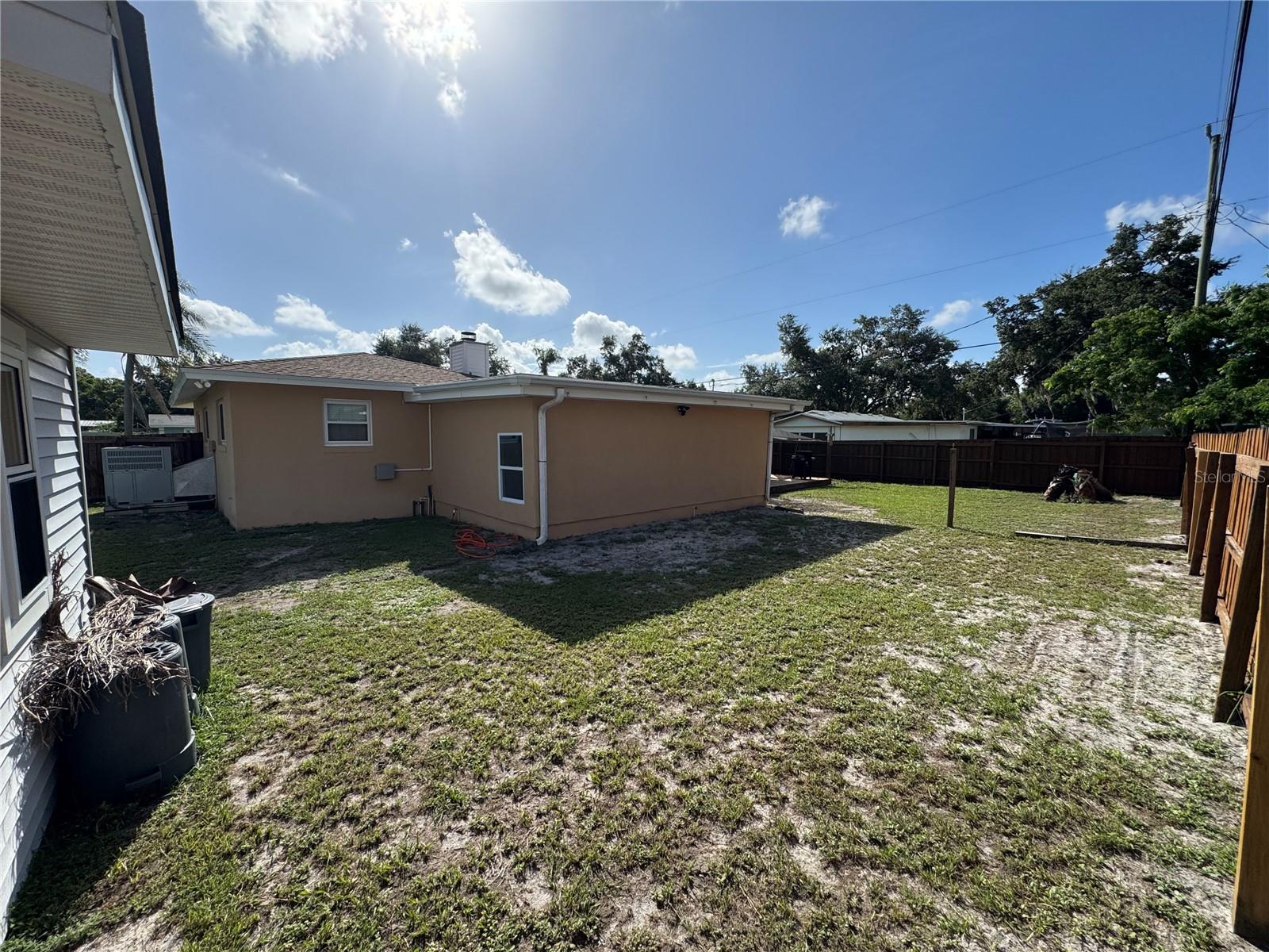 2715 HEATHER PL — photo 14