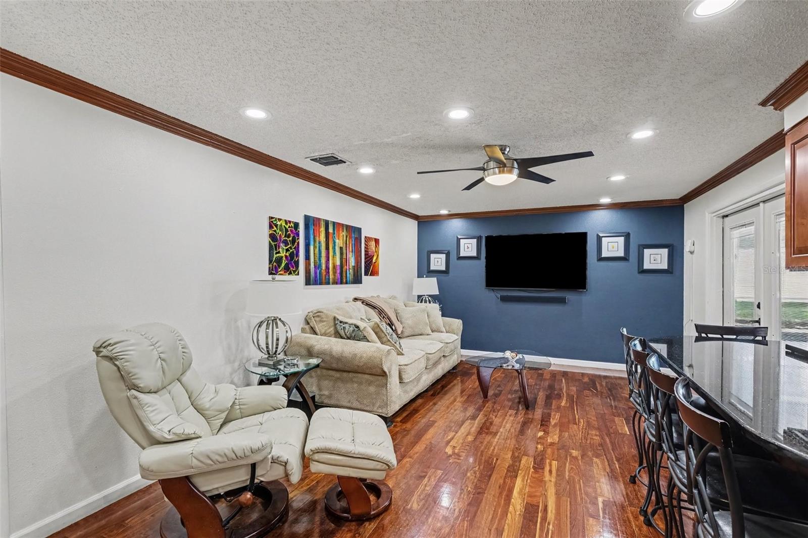 1308 OAKCREST DR — photo 7