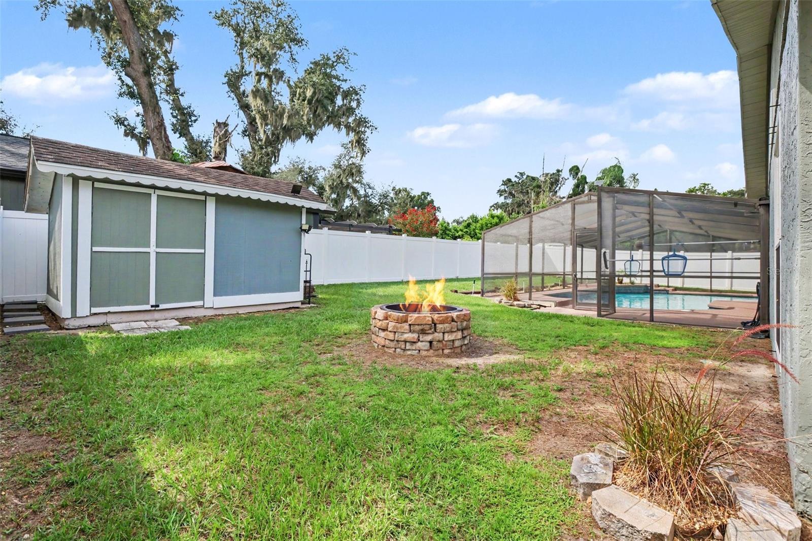 1308 OAKCREST DR — photo 28