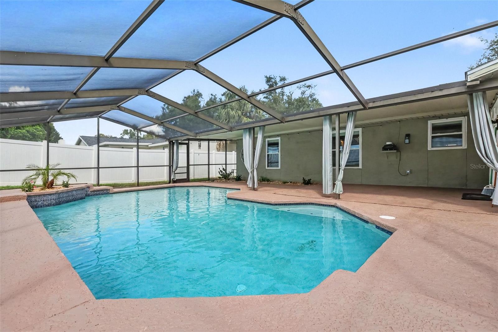 1308 OAKCREST DR — photo 27