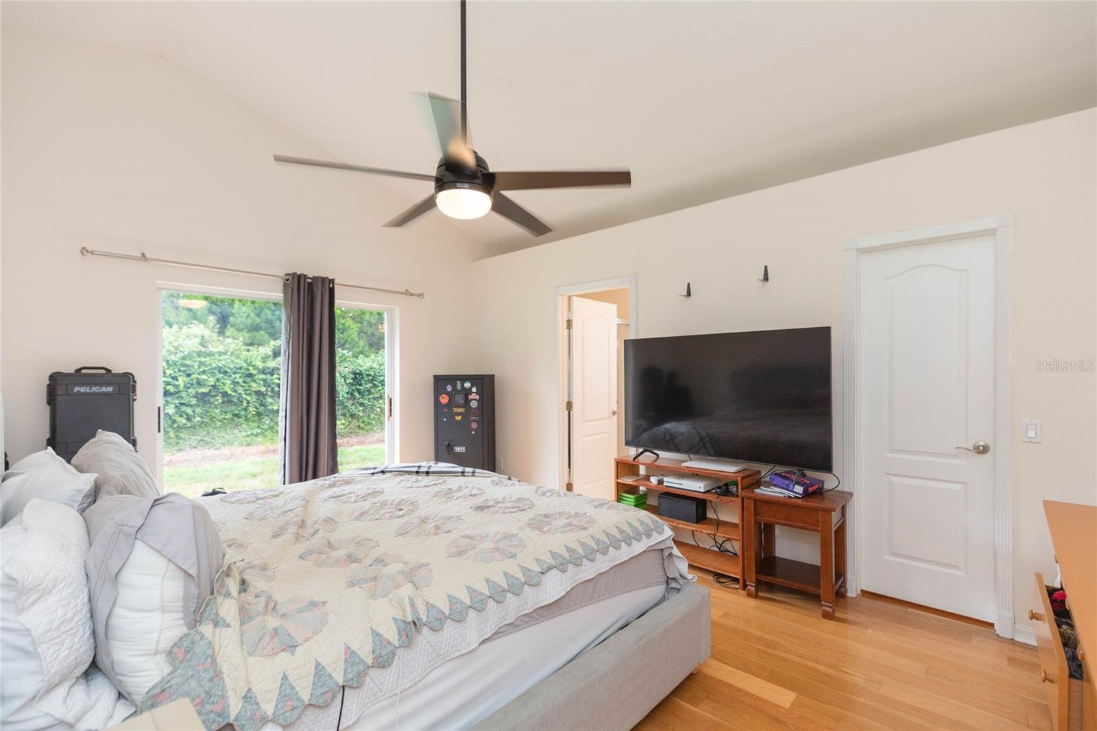 5161 STERLING MANOR DR — photo 26