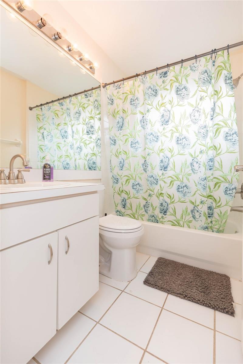 5161 STERLING MANOR DR — photo 19
