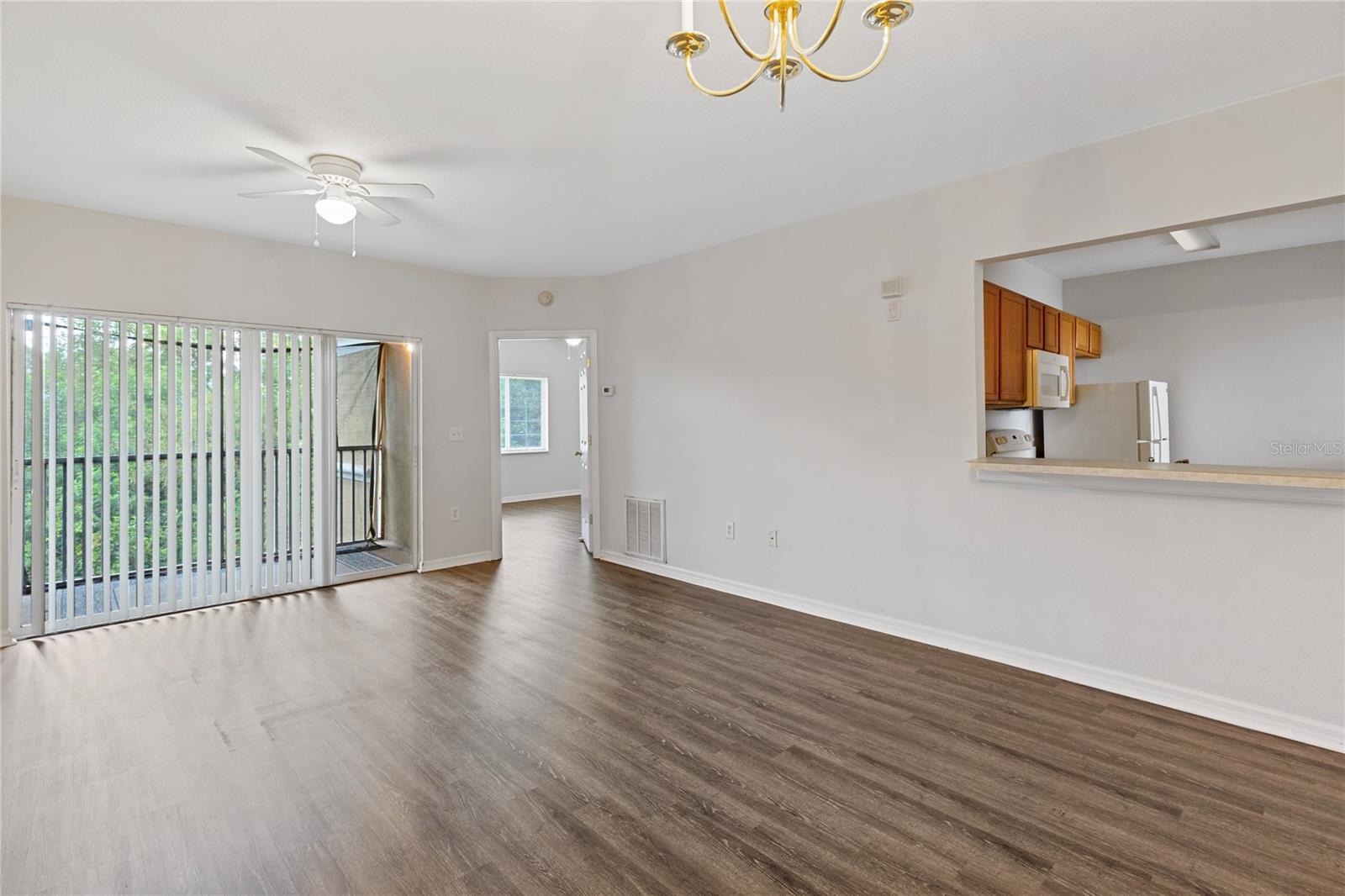 9519 NEWDALE WAY #201 — photo 3