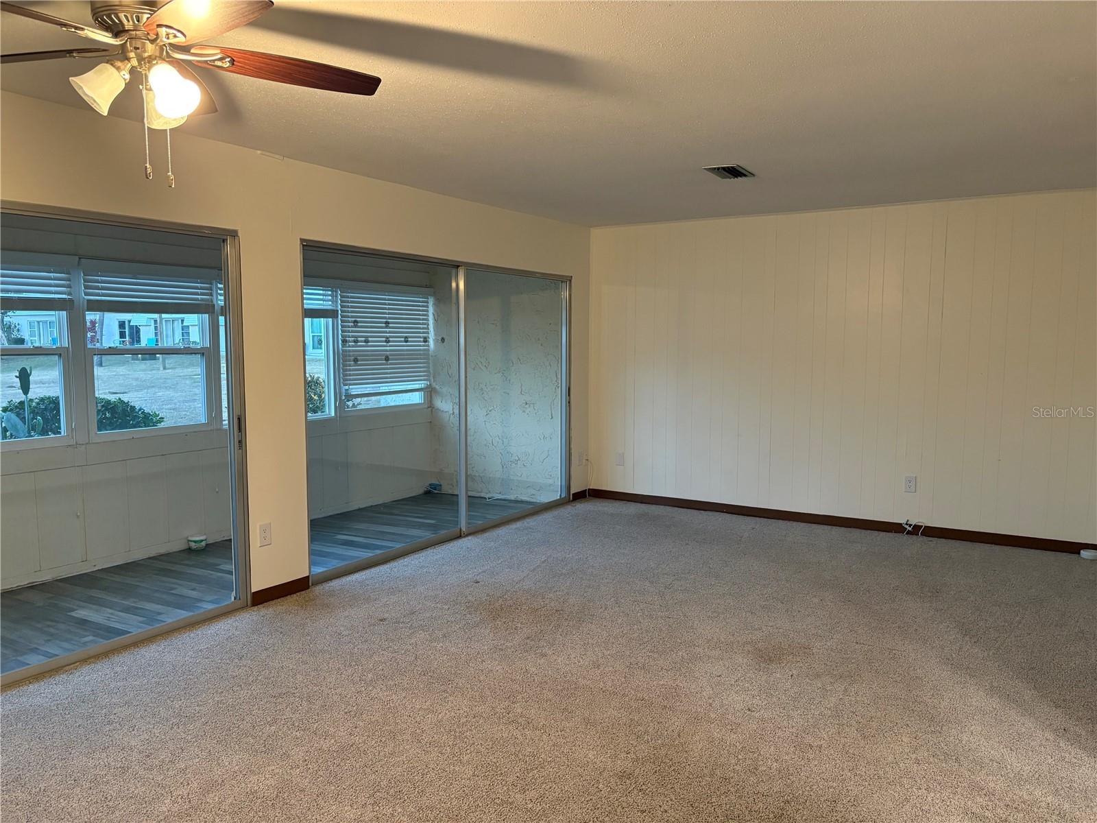 5433 PALM DR — photo 10