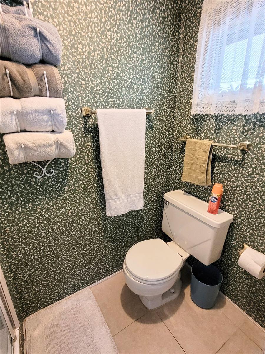 1812 CYPRESS POINT LN — photo 27