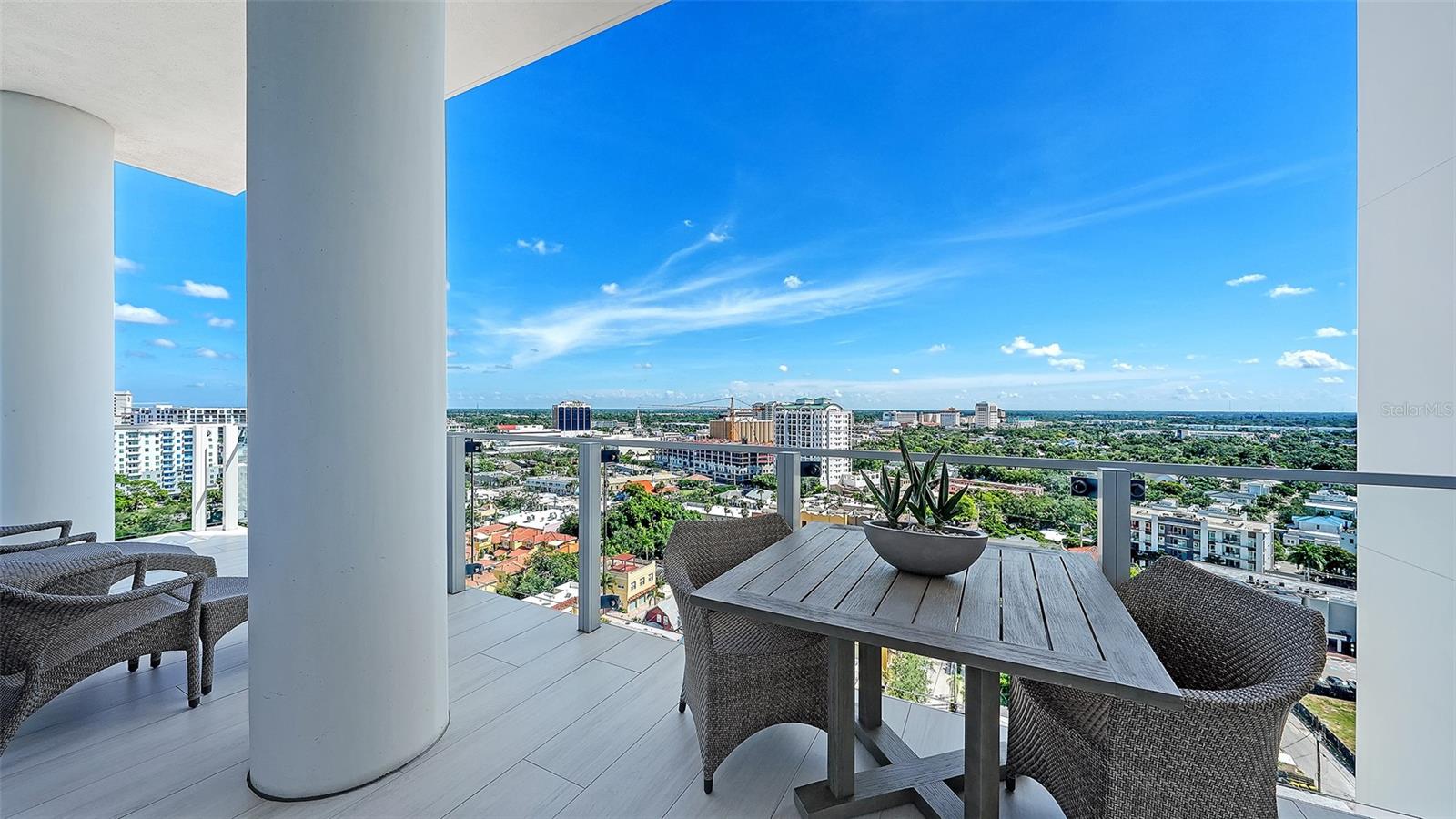 605 S GULFSTREAM AVE #13 — photo 33