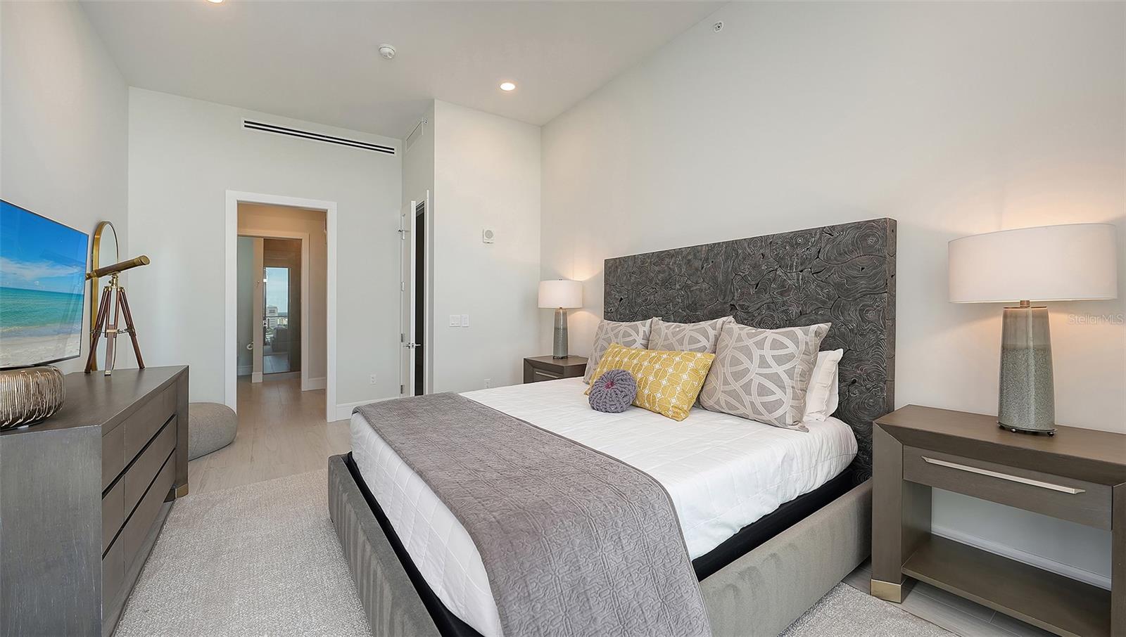 605 S GULFSTREAM AVE #13 — photo 37
