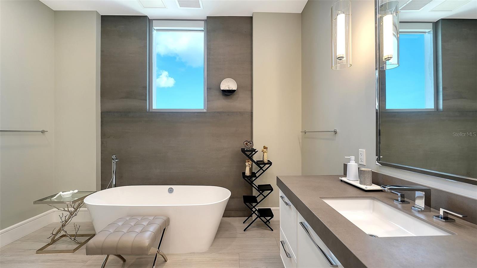 605 S GULFSTREAM AVE #13 — photo 28
