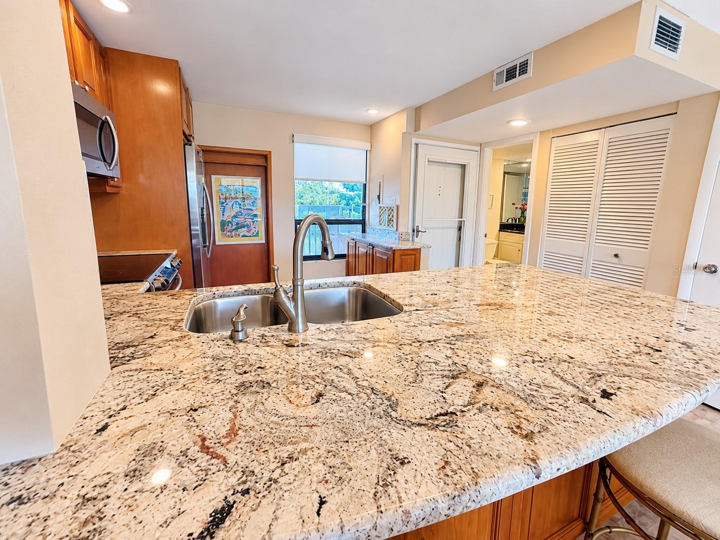 2620 COVE CAY DR #306 — photo 10