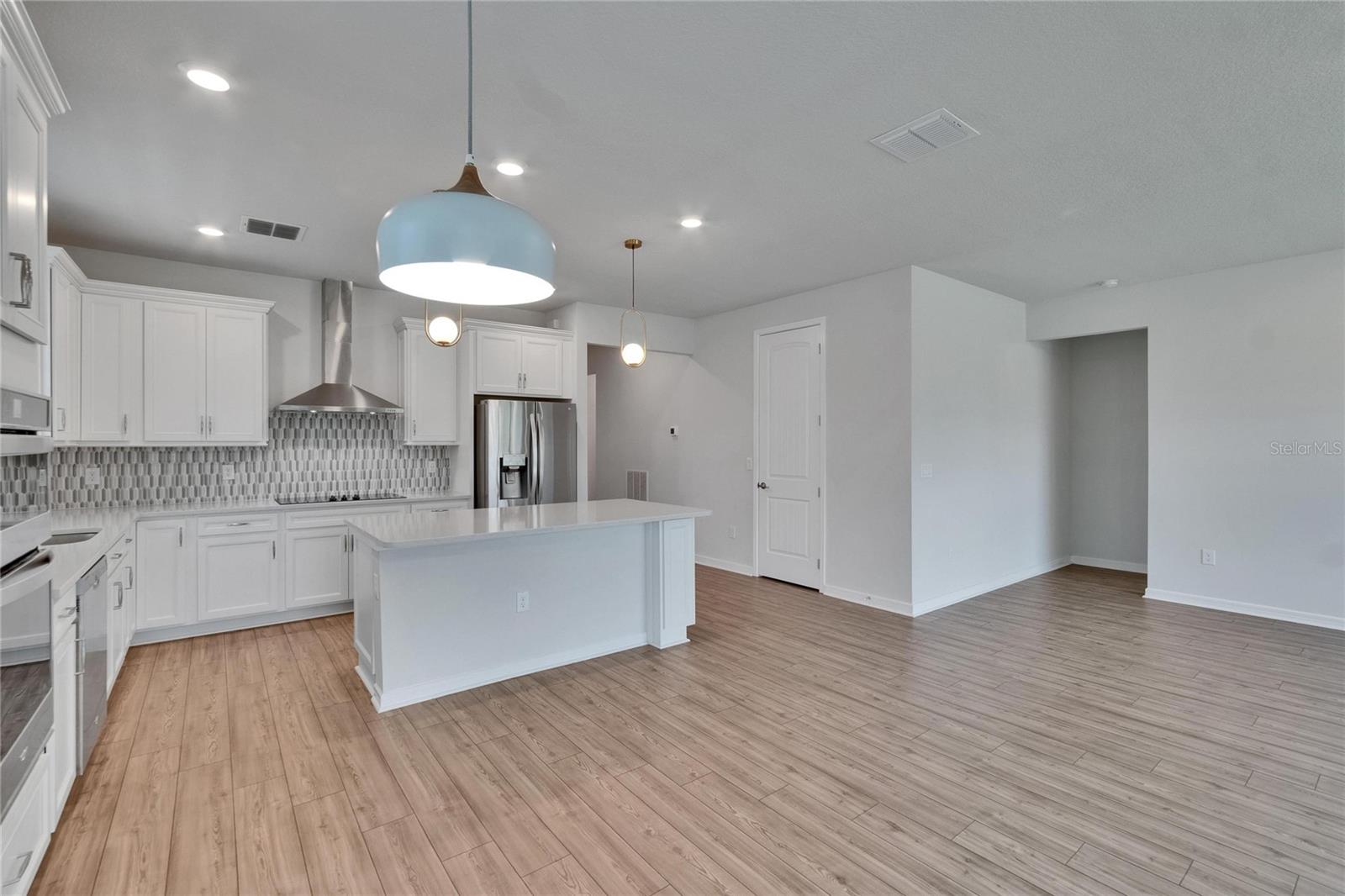 4622 DOVER BLUFF CT — photo 37