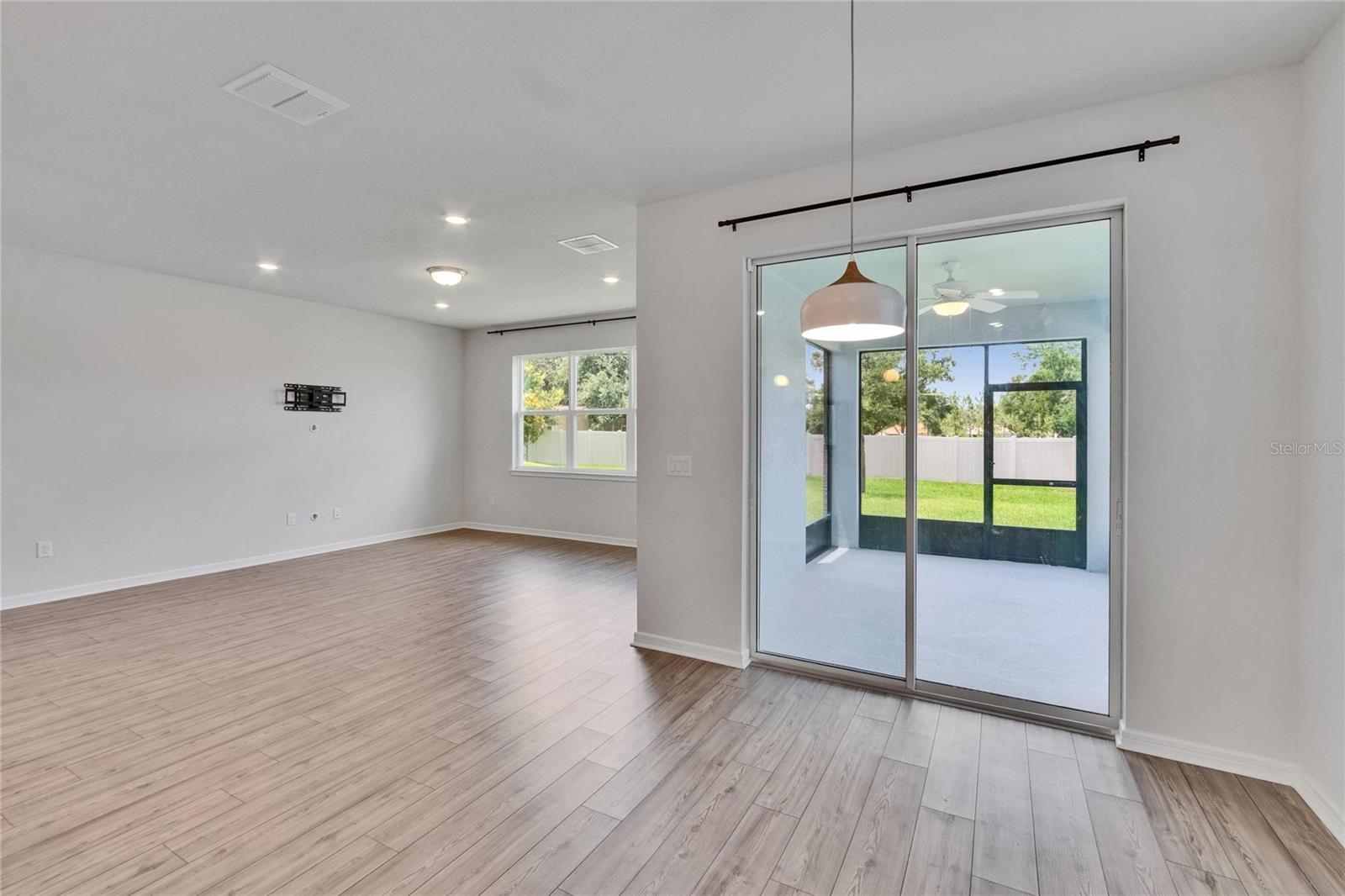 4622 DOVER BLUFF CT — photo 36