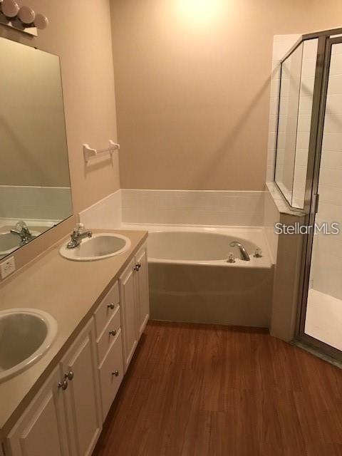 6029 SANDHILL RIDGE DR — photo 9
