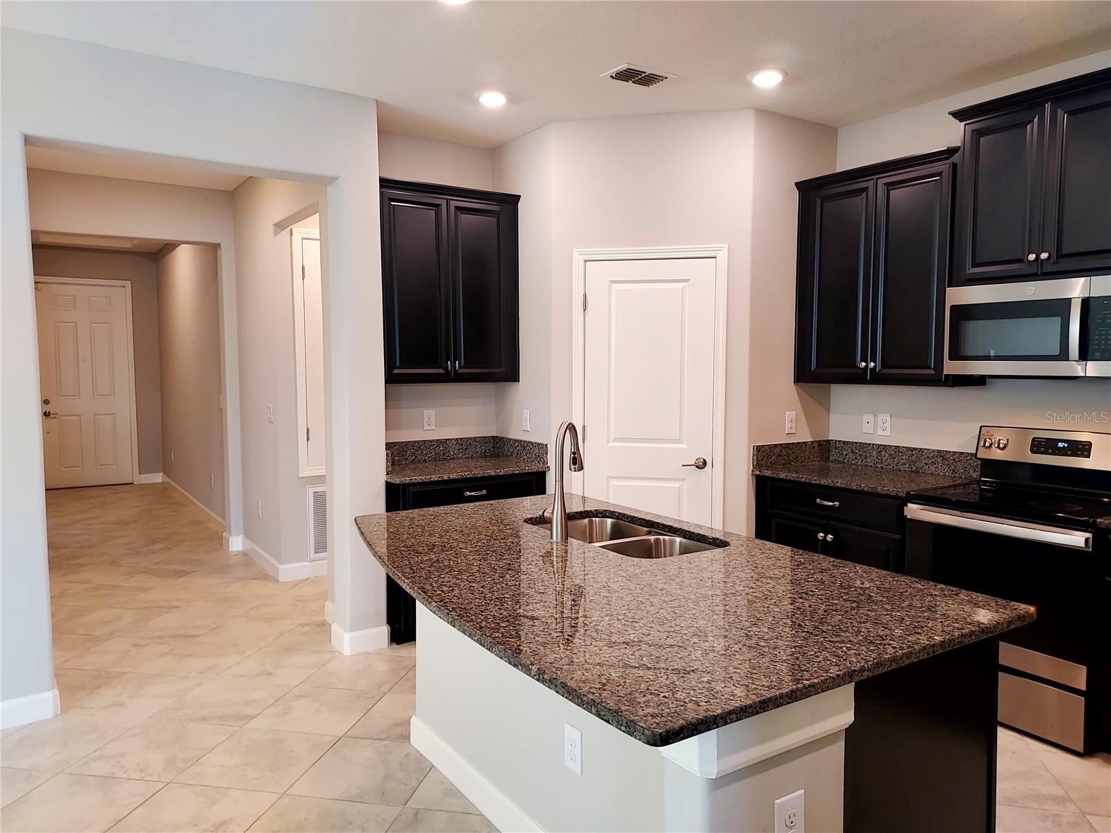 7336 BAGLEY COVE CT — photo 13