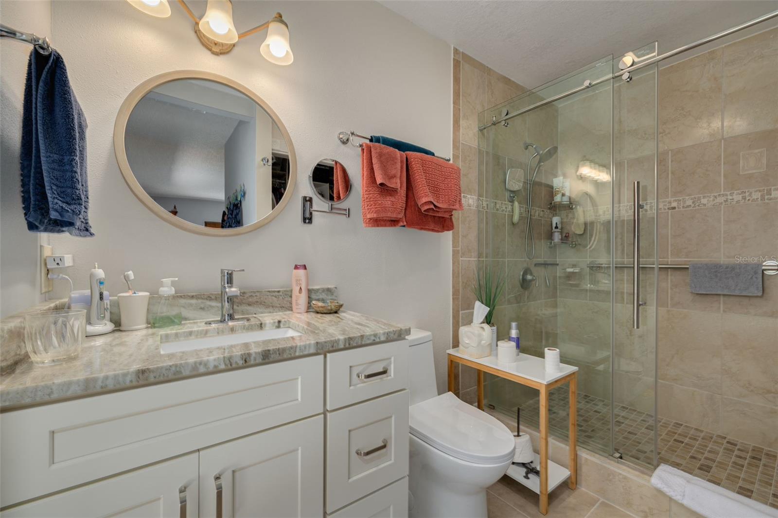 6030 OAK RIDGE AVE — photo 20