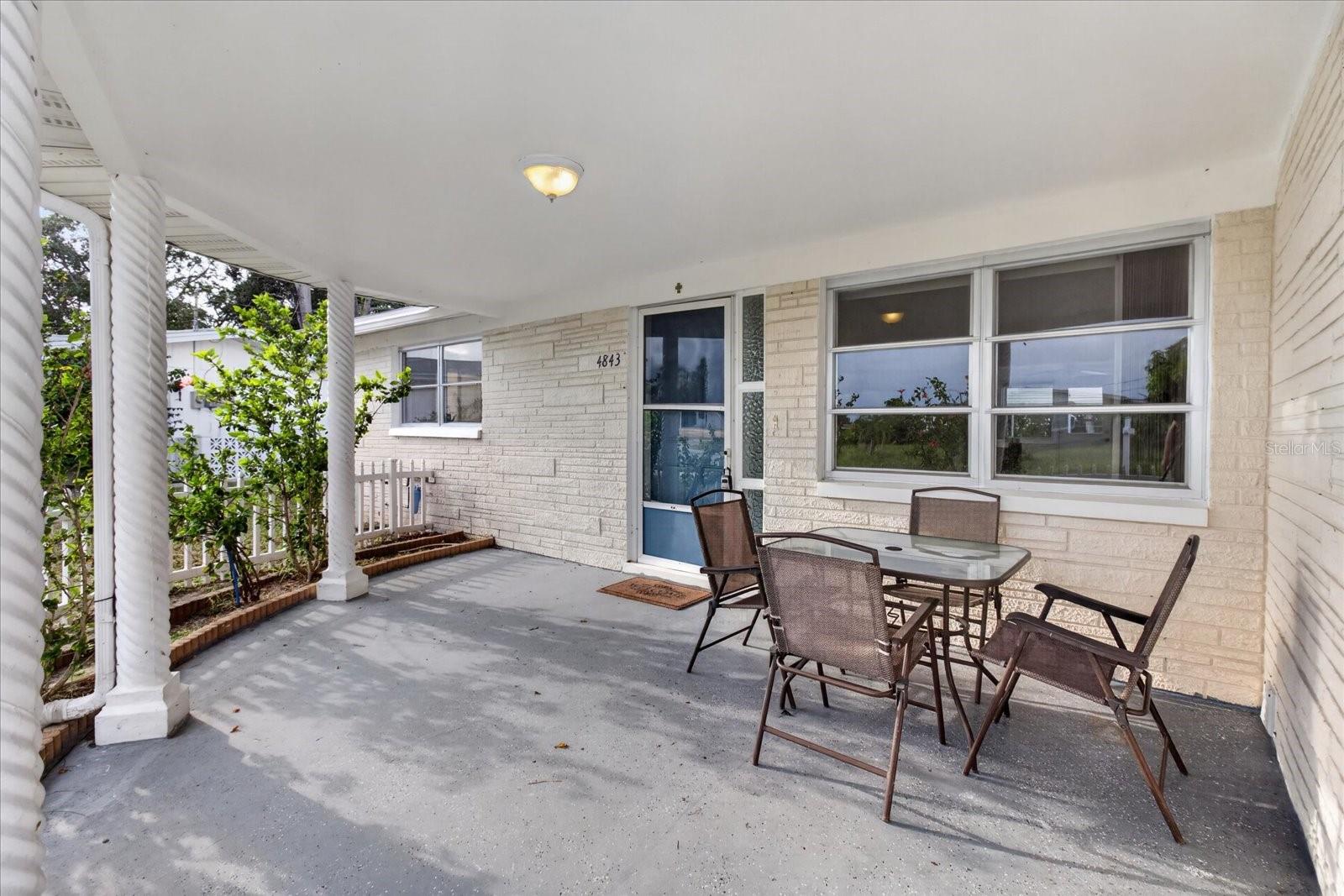 4843 CALAIS DR — photo 2