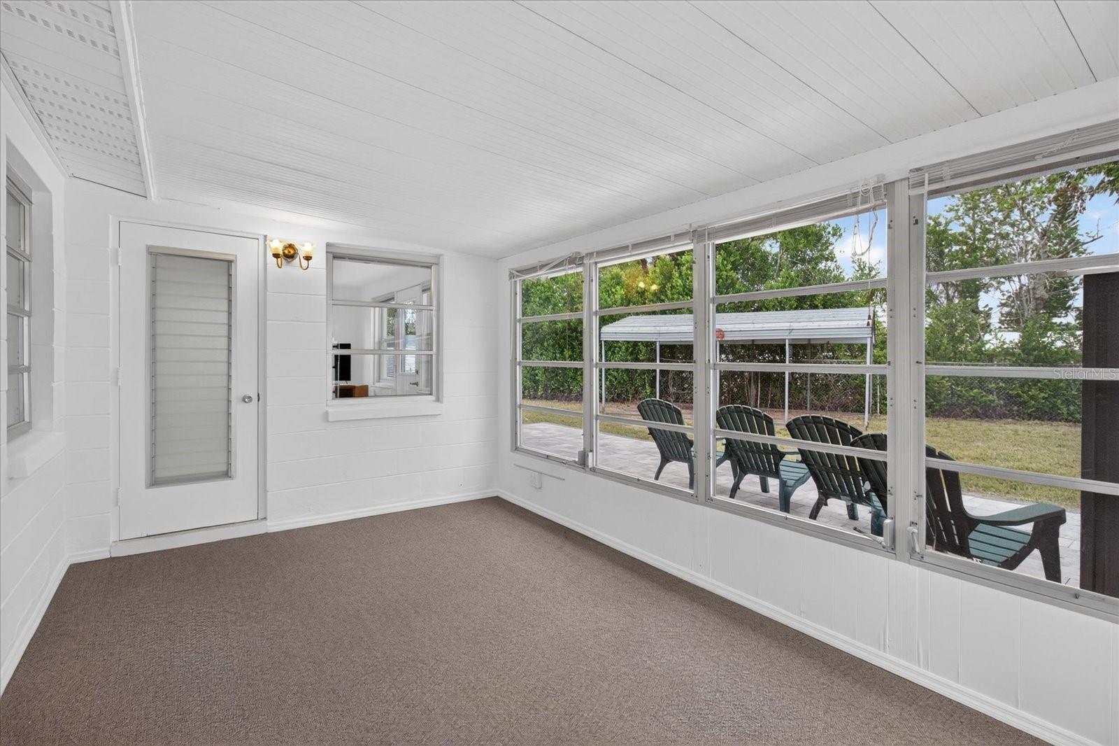4843 CALAIS DR — photo 40