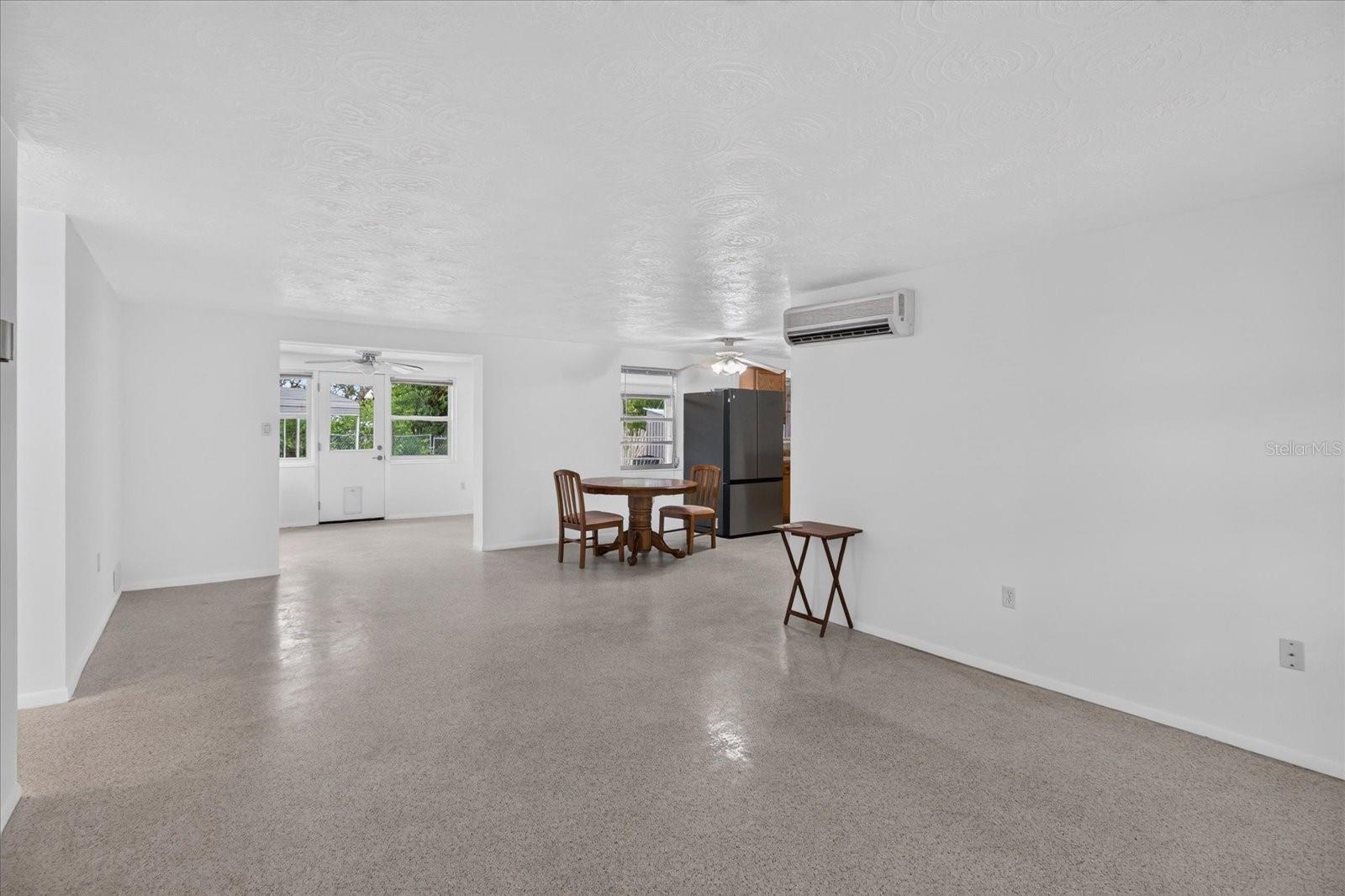 4843 CALAIS DR — photo 15
