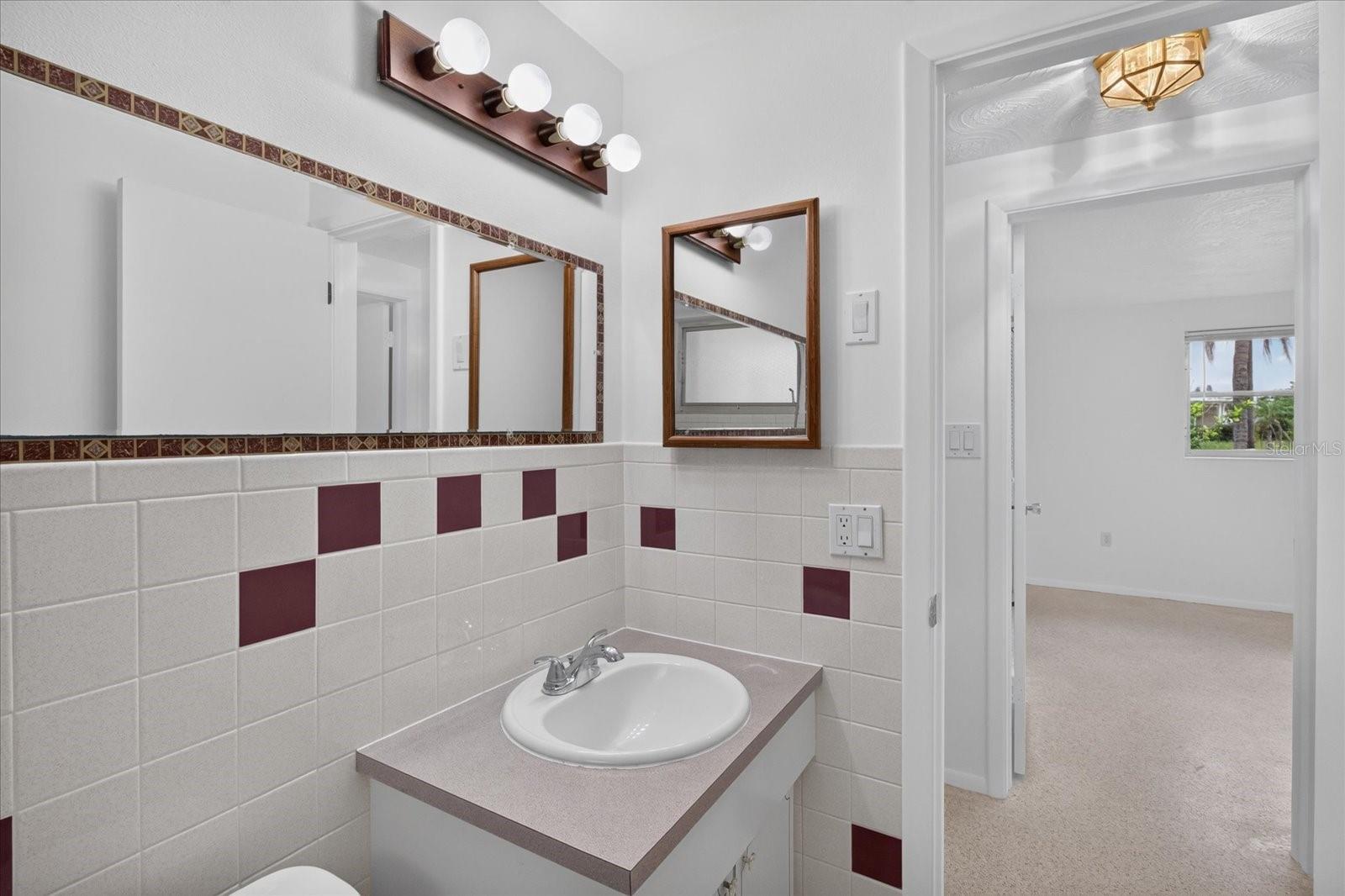 4843 CALAIS DR — photo 32