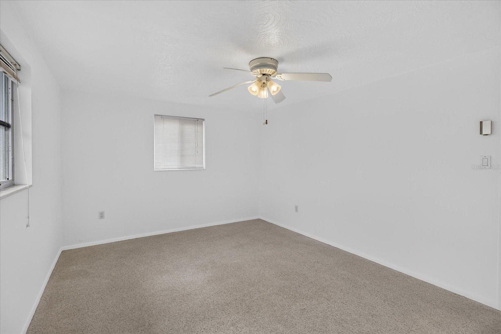 4843 CALAIS DR — photo 31