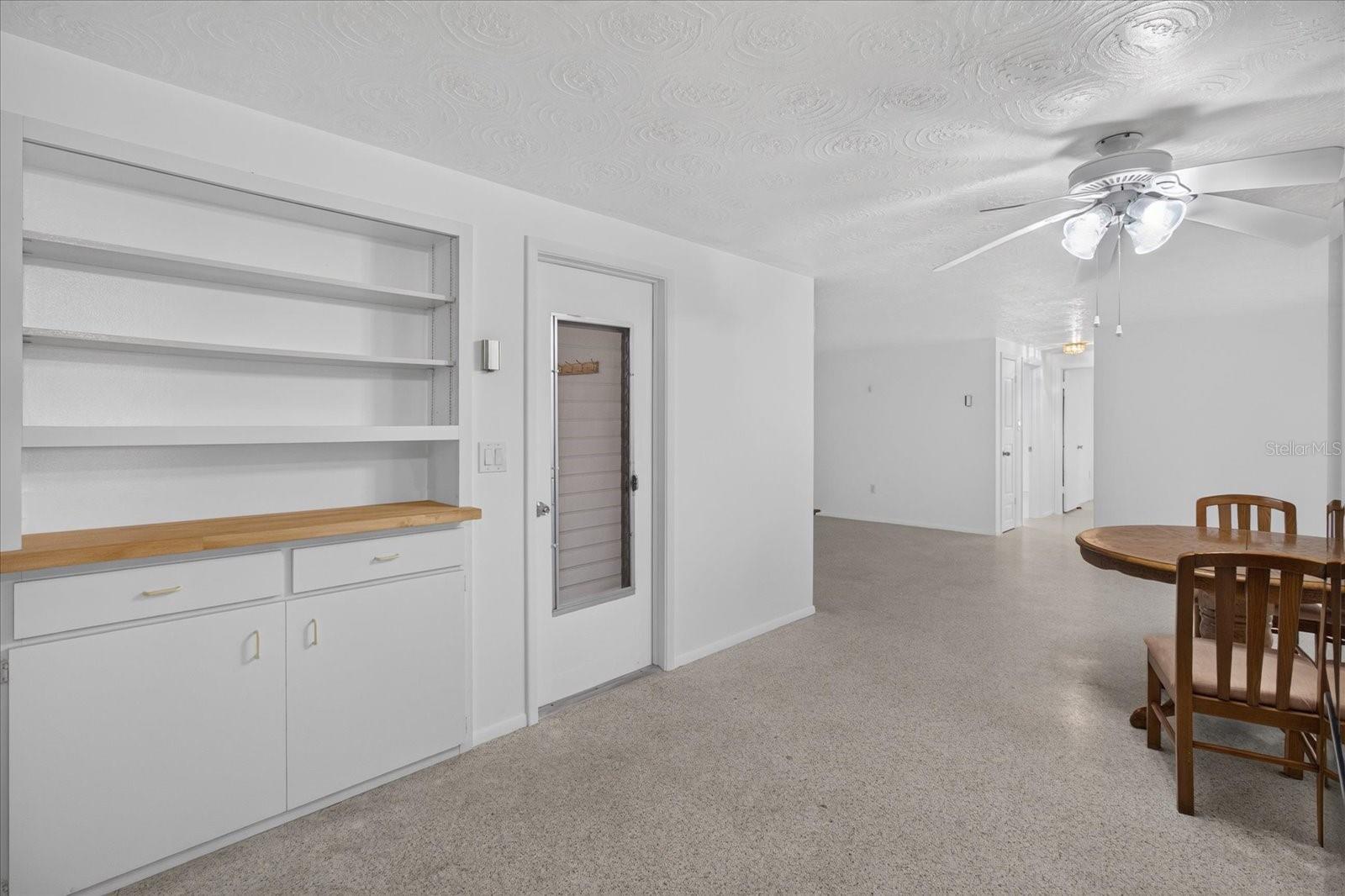 4843 CALAIS DR — photo 25
