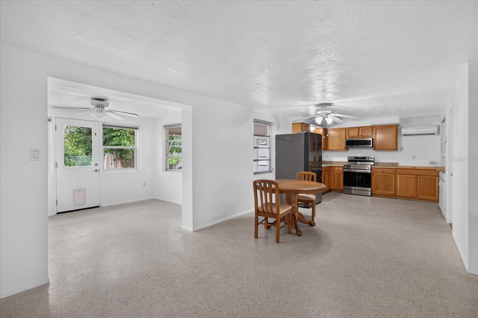 4843 CALAIS DR — photo 19