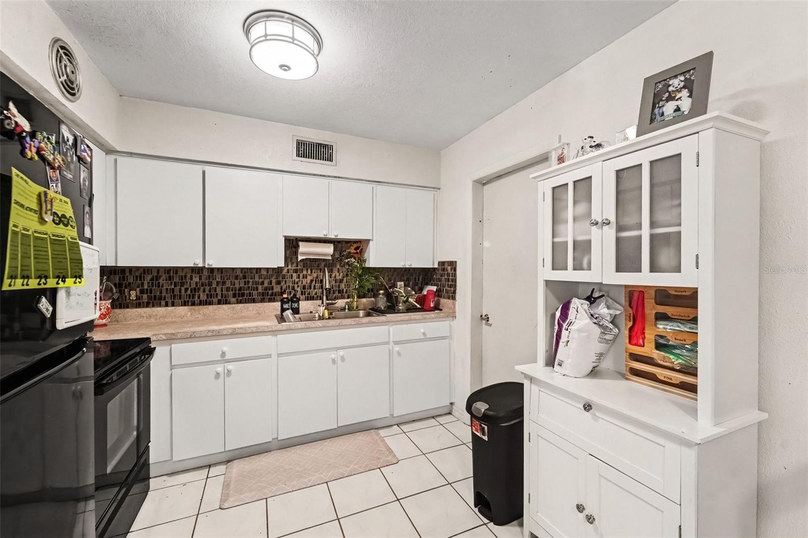 4834 ALVARADO DR — photo 7
