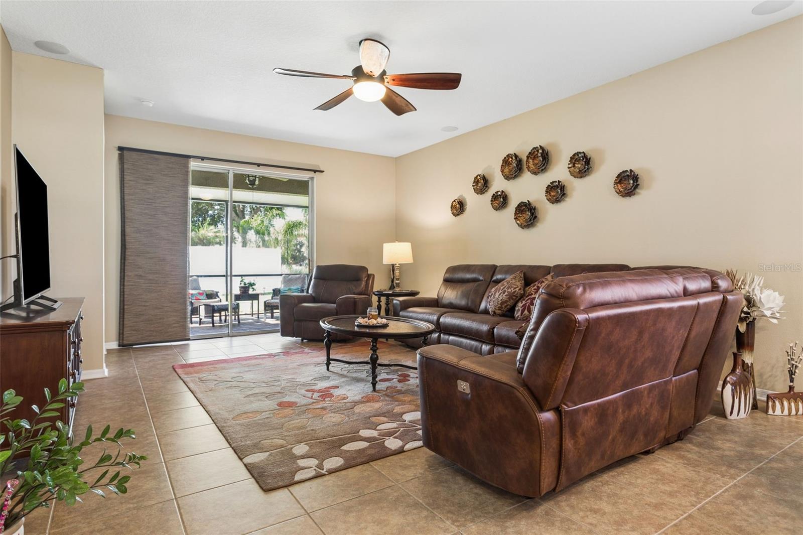 33728 HONEYWOOD AVE — photo 11