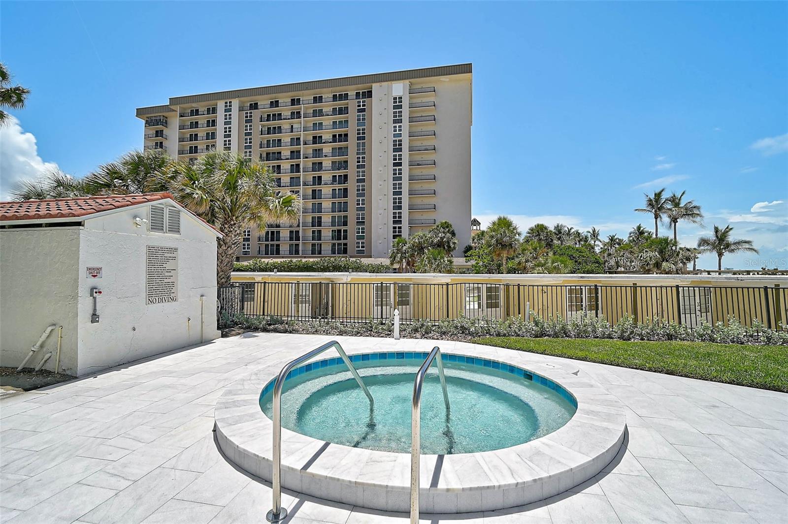 1100 BENJAMIN FRANKLIN DR #802 — photo 34