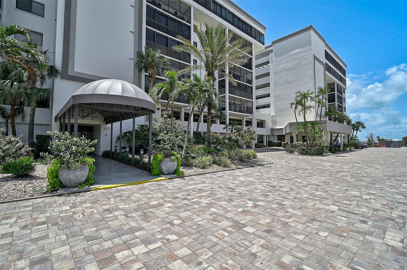 1100 BENJAMIN FRANKLIN DR #802 — photo 27