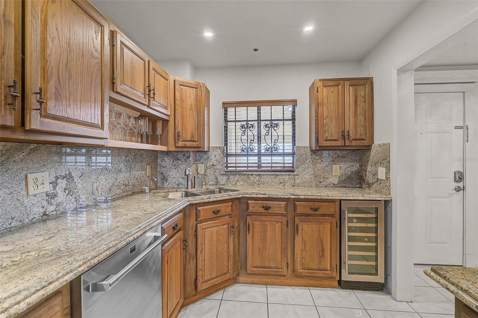 1100 BENJAMIN FRANKLIN DR #802 — photo 17