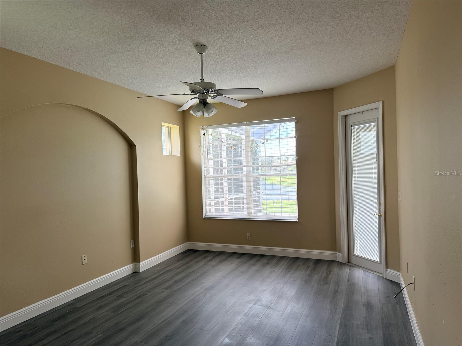 4621 SWEETMEADOW CIR — photo 21
