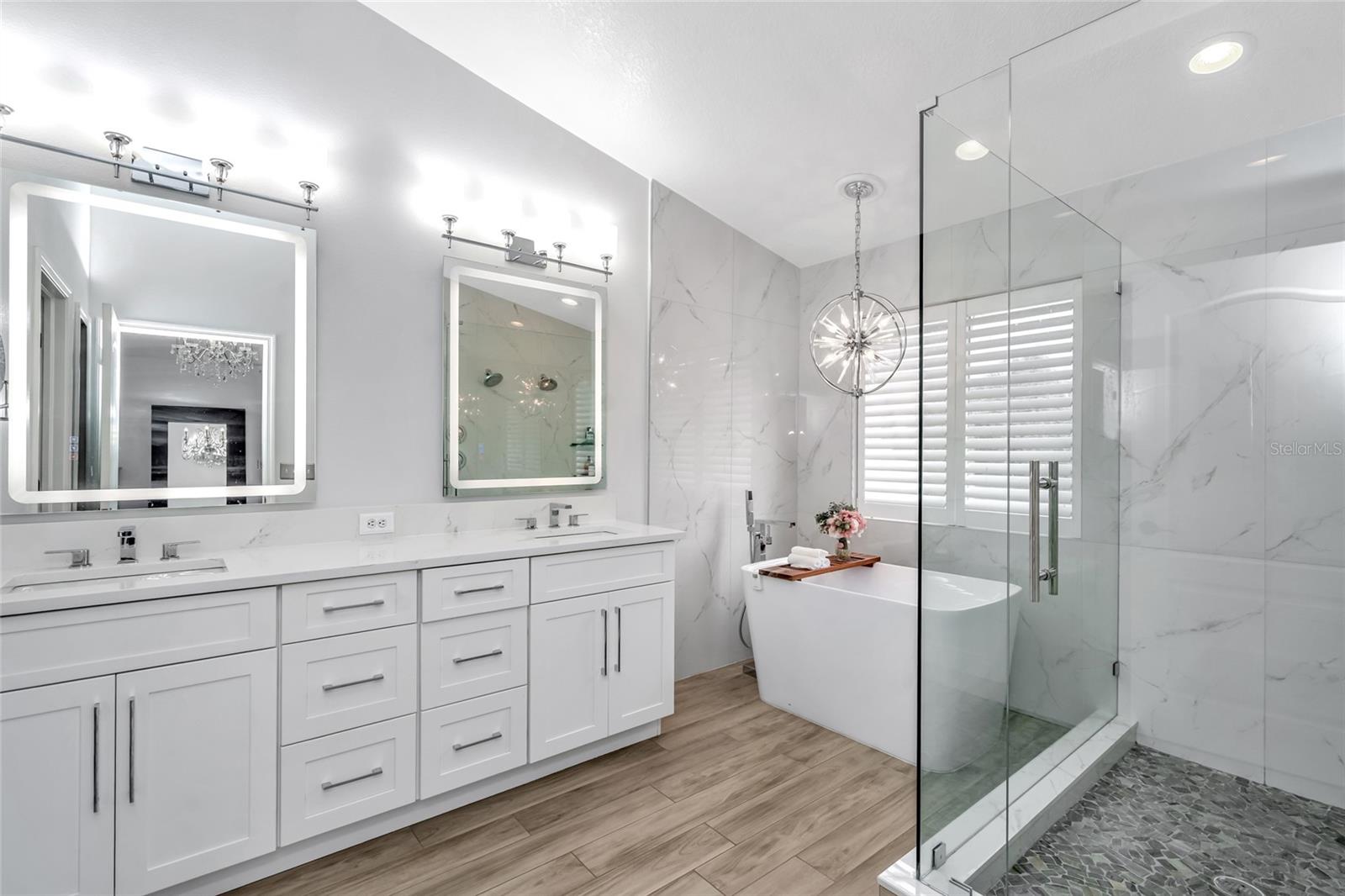 16214 MUIRFIELD DR — photo 32