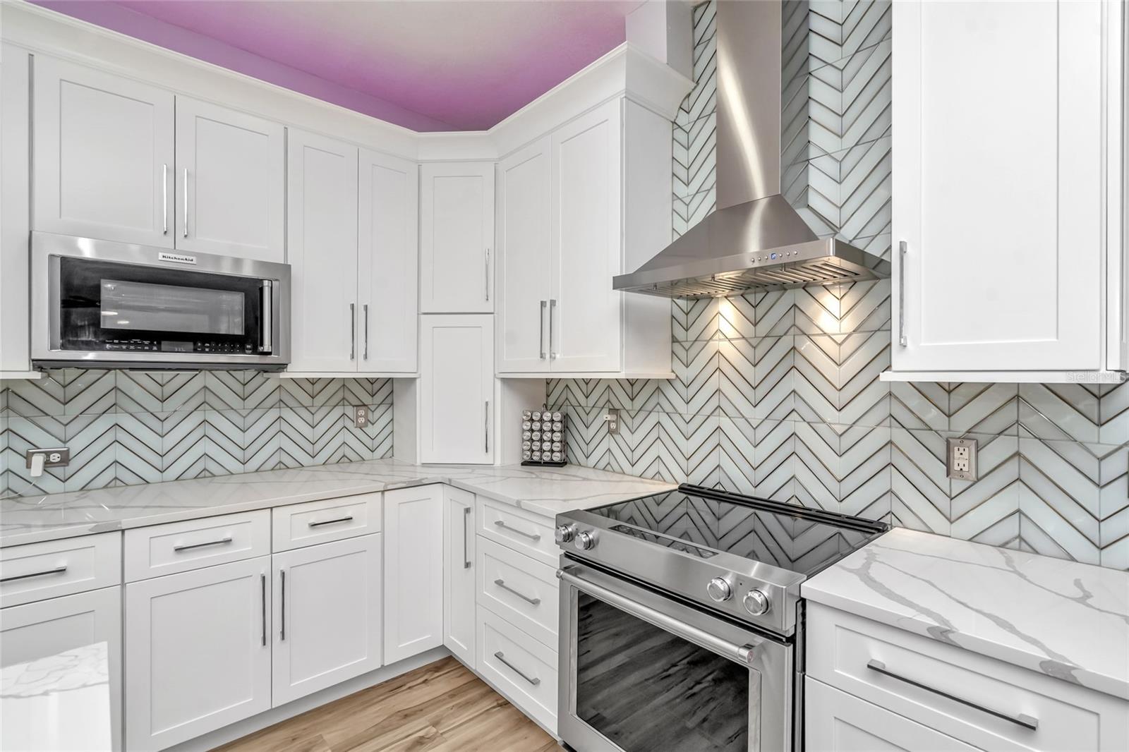 16214 MUIRFIELD DR — photo 14