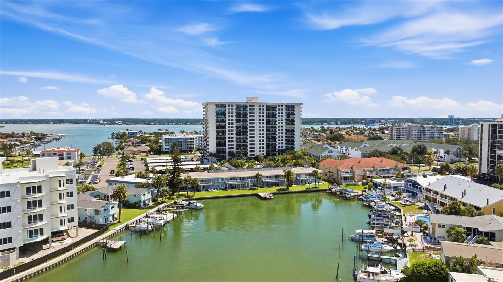 400 ISLAND WAY #701 — photo 46