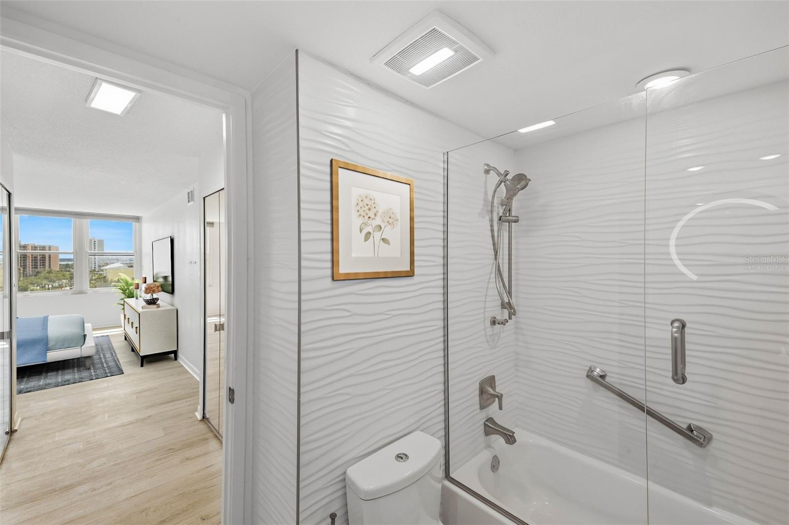 400 ISLAND WAY #701 — photo 20