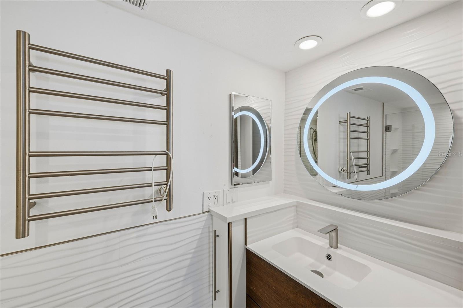 400 ISLAND WAY #701 — photo 21