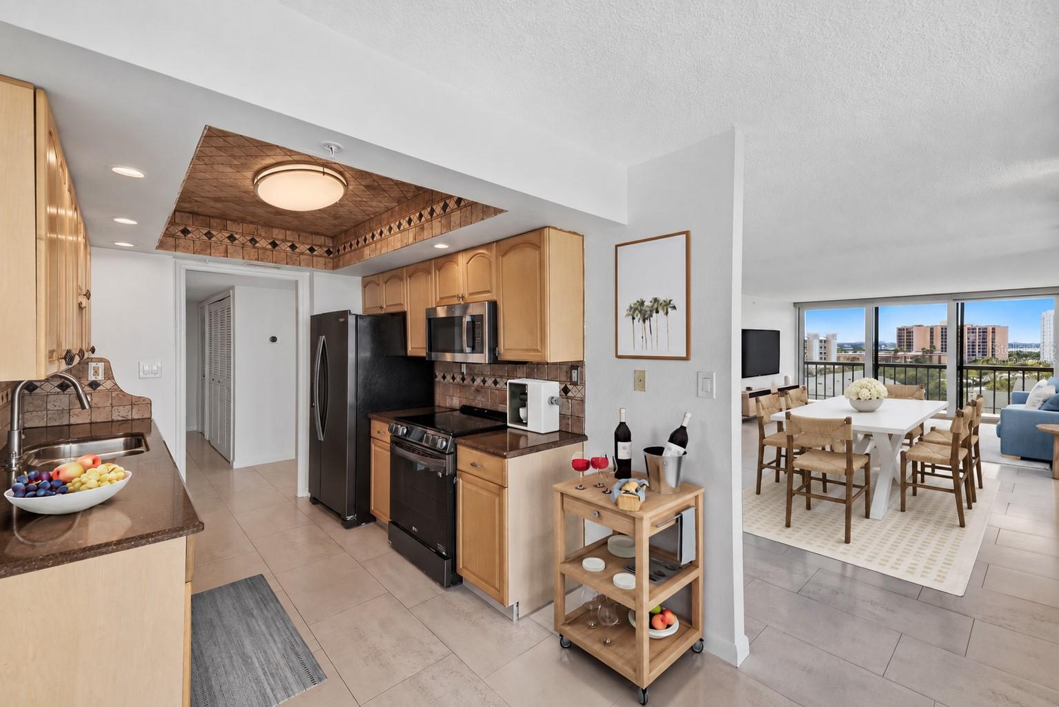 400 ISLAND WAY #701 — photo 10