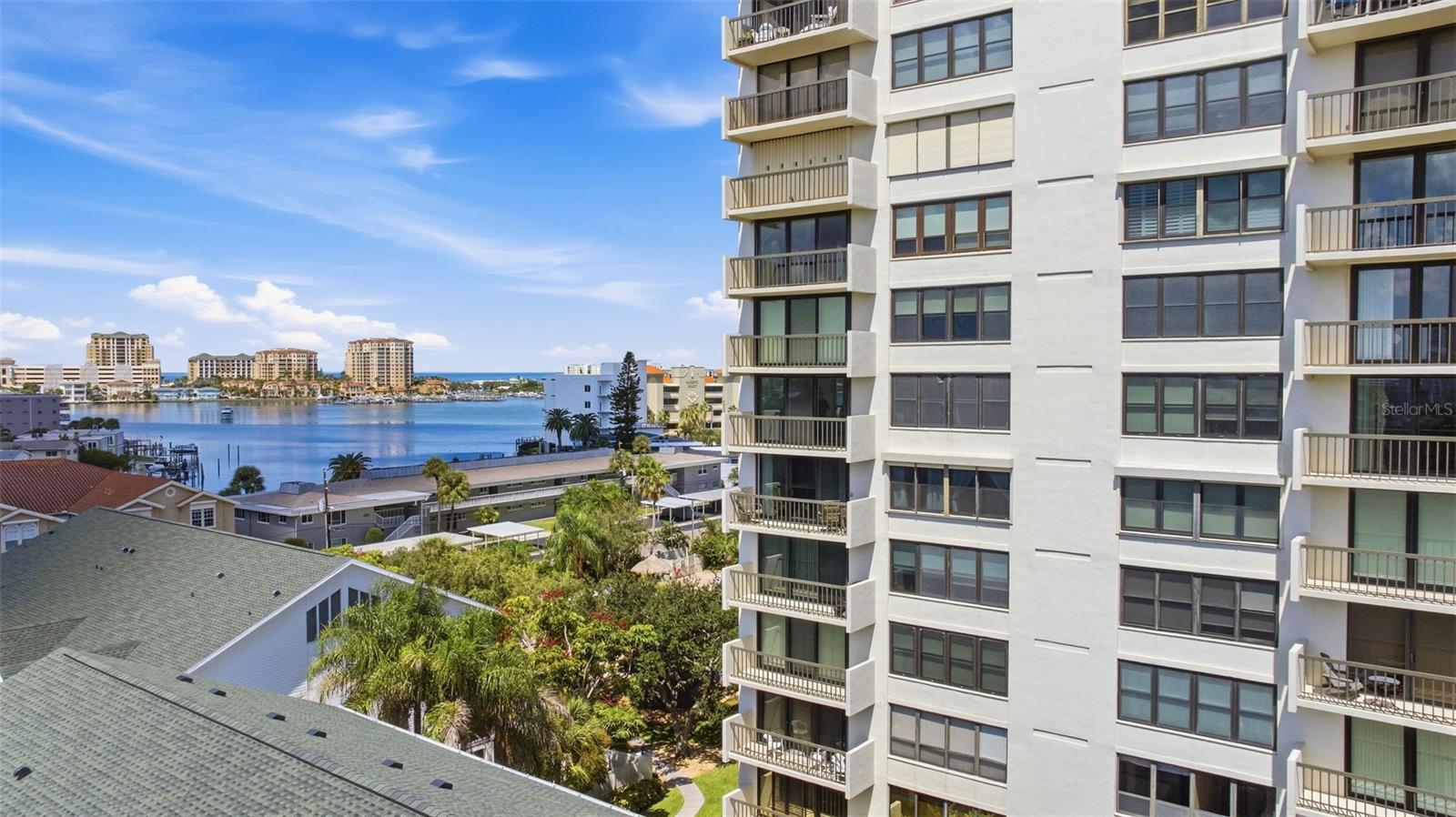 400 ISLAND WAY #701 — photo 41