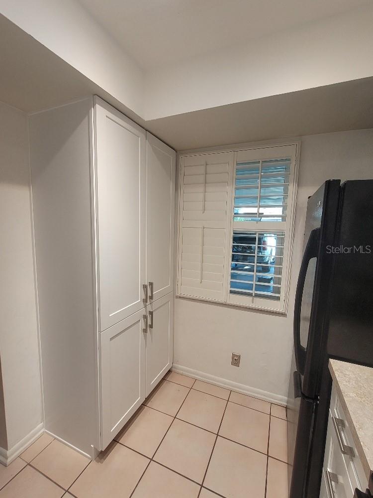 2084 SUNSET GROVE LN — photo 8